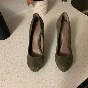 my shoes genuine suede platform pumps size 7.5